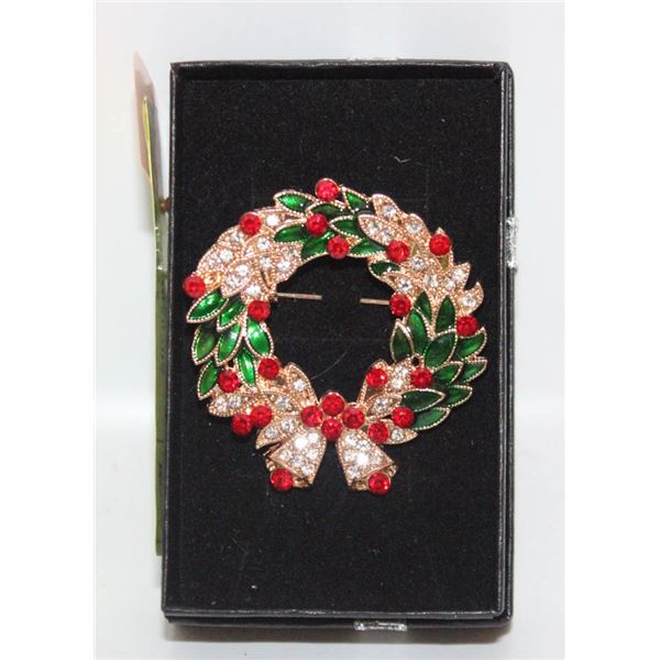 XMAS WREATH BROOCH,1.73”X1.69”