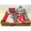 Image 1 : BOX OF NEW  CHRISTMAS DÉCOR & CRAFT ITEMS