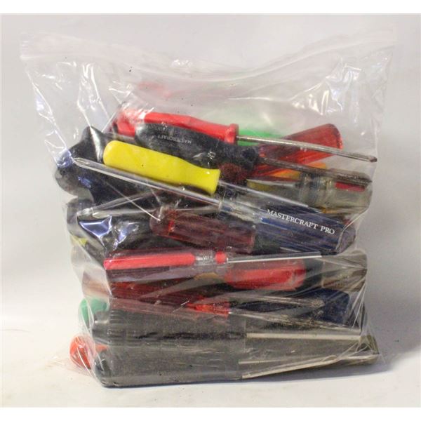 ASSORTED LOT OF VARIOUS SCREWDRIVERS
