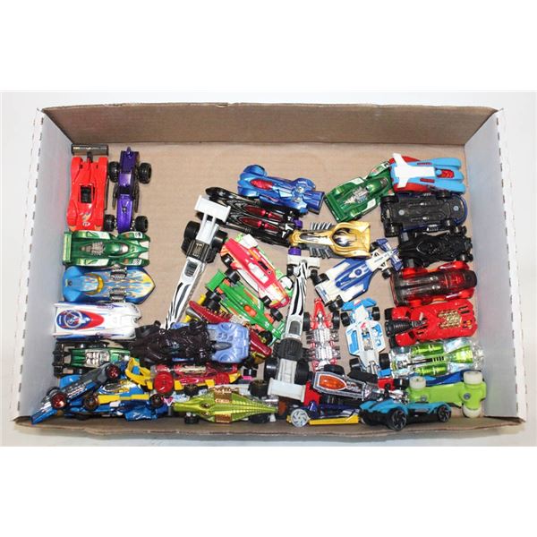40 HOT WHEELS DIECAST HOT RODS