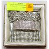 Image 1 : ESTATE RHINESTONE LARGE BRACELETS