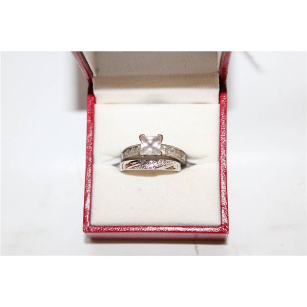 ESTATE RING SET IN BOX-ESTATE