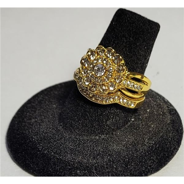 32)  GOLD TONE WITH CLEAR CRYSTALS, 2 PCE