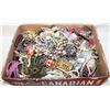 Image 1 : LARGE VOLUME OF RANDOM JEWLERY