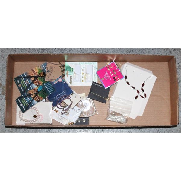 COLLECTION OF NEW EARRINGS AND JEWLERY