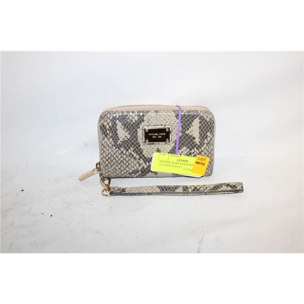 MICHAEL KORS WRISTLET WALLET