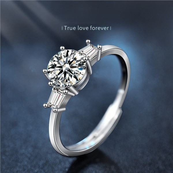 1 CT GRA CERTIFIED ROUND BRILLIANT MOISSANITE