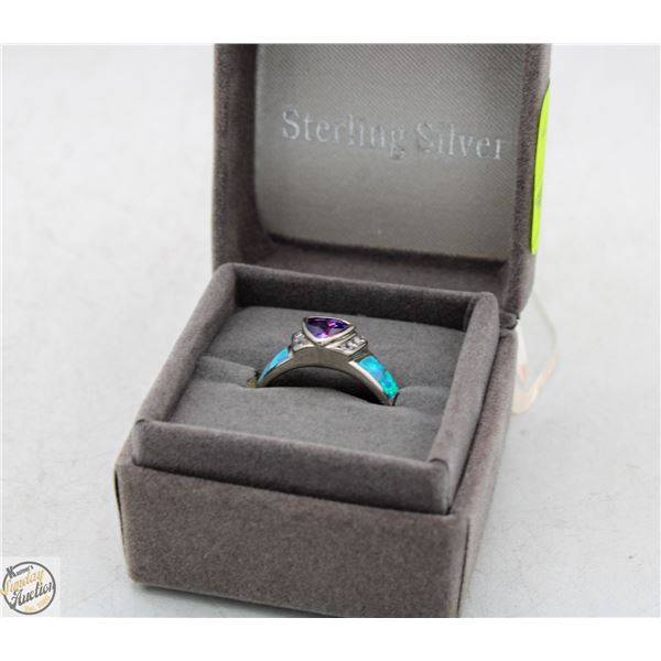 925 SILVER RING - 3.92 GRAMS