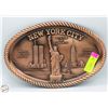 Image 1 : VINTAGE NEW YORK CITY METAL WALL DISPLAY