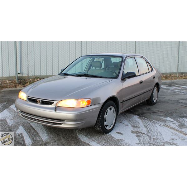 1999 TOYOTA COROLLA 4 DOOR