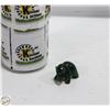 Image 1 : ESTATE JADE BEAR ORNAMENT WITH HALF FISH