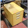 Image 1 : SOLID WOOD 3-DRAWER ROLLING FILING CABINET -
