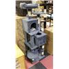 Image 1 : NEW ASSEMBLED CAT SCRATCHING POST/CONDO H-60"