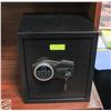Image 1 : 1.2 CU. FT. SAFE W KEYS - NEW