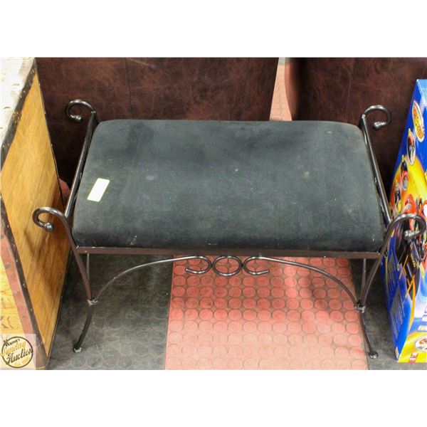 BLACK IRON PADDED BENCH