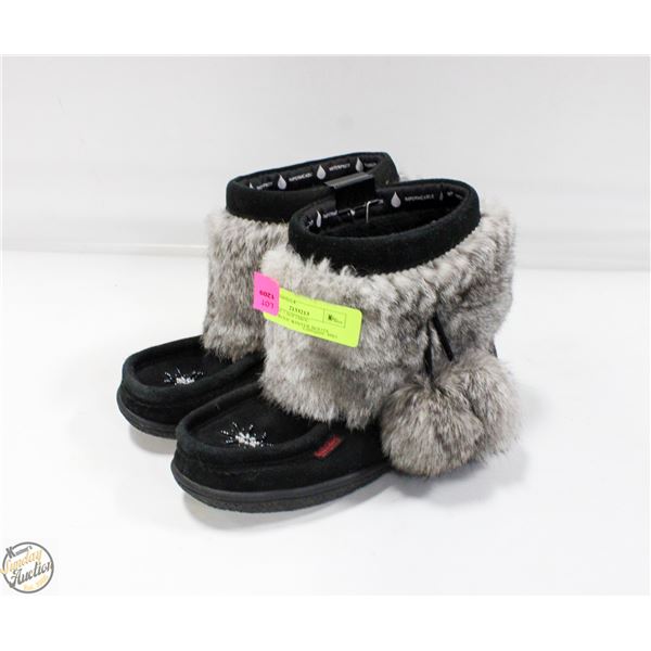 LADIES SZ 7 SOFTMOC WATERPROOF WINTER BOOTS