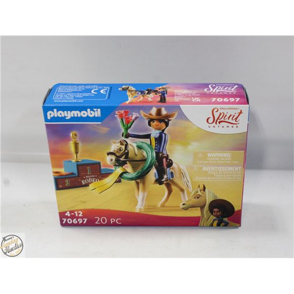 NEW PLAYMOBIL UNTAMED