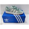 Image 1 : NEW WOMEN'S ADIDAS CAMPUS SIZE 10