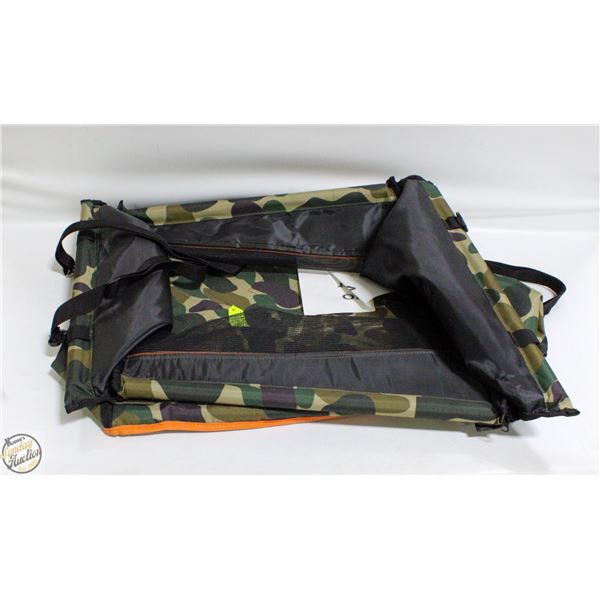 BRAND NEW NUEVO DOG CAR SEAT