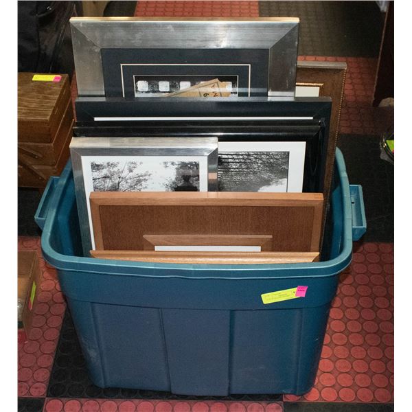 TUB OF PICTURE FRAMES