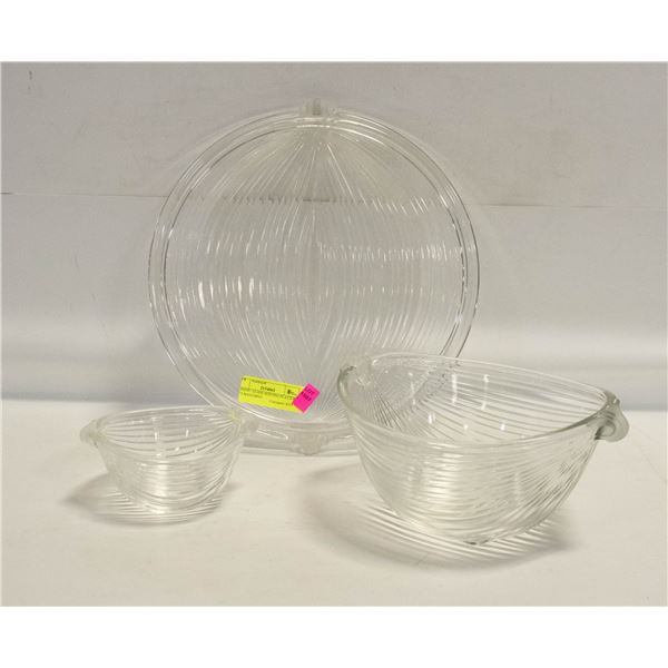 "ONION" GLASS SERVING PLATTER W/2 MATCHING