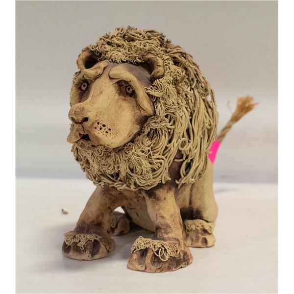 ESTATE LION ORNAMENT
