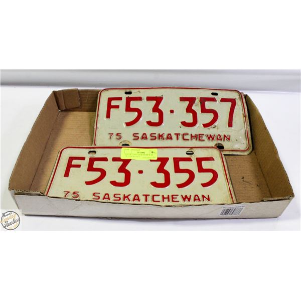 LOT OF 2 1975 SASKATCHEWAN LICENSE PLATES