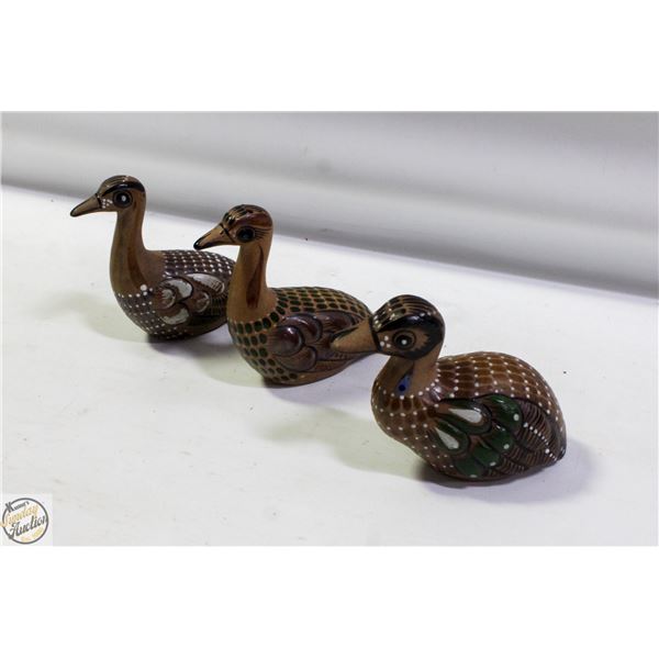 LOT OF 3 TONALA MEXICO HANDPAINTED DUCKS