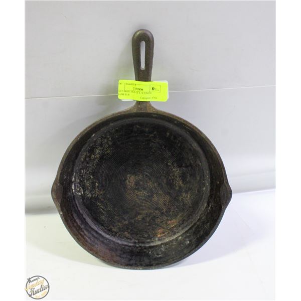 CAST IRON SKILLET, 9.5 INCH DIAMETER