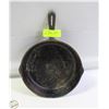 Image 1 : CAST IRON SKILLET, 9.5 INCH DIAMETER