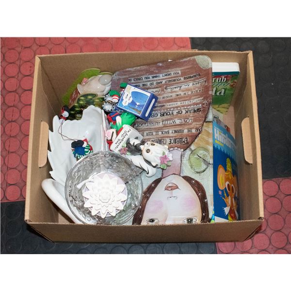ESTATE BOX OF ASSORTED ORNAMENTS