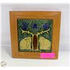 Image 1 : ESTATE RABBIT FRAMED TILE