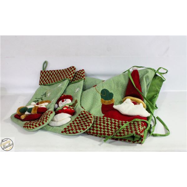 TREE SKIRT WITH 2 MATCHING STOCKINGS