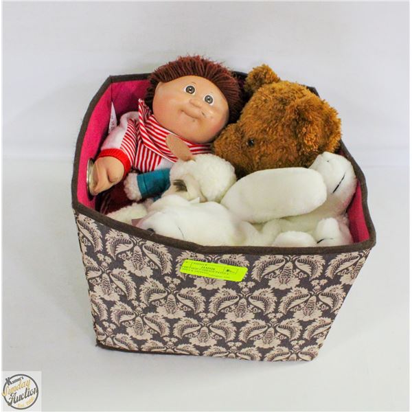 LAMP CHOP, CABBAGE PATCH & PUPPET & STUFFED