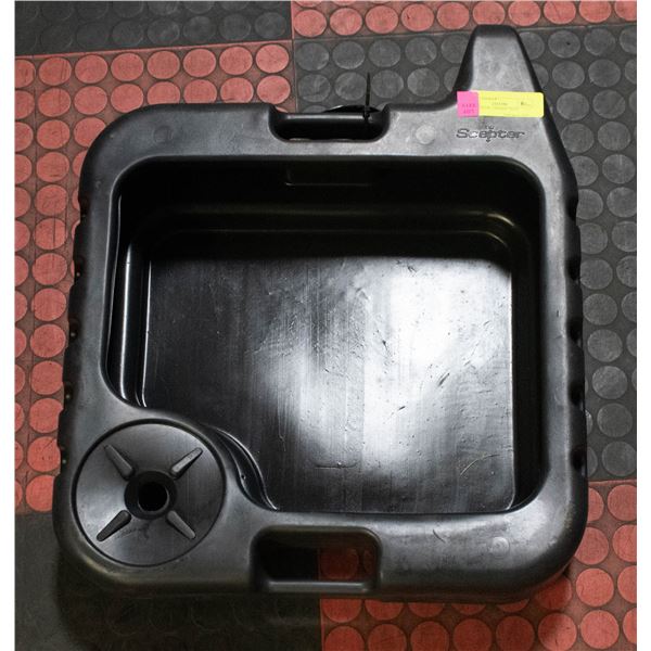 SCEPTER OIL CHANGE TRAY