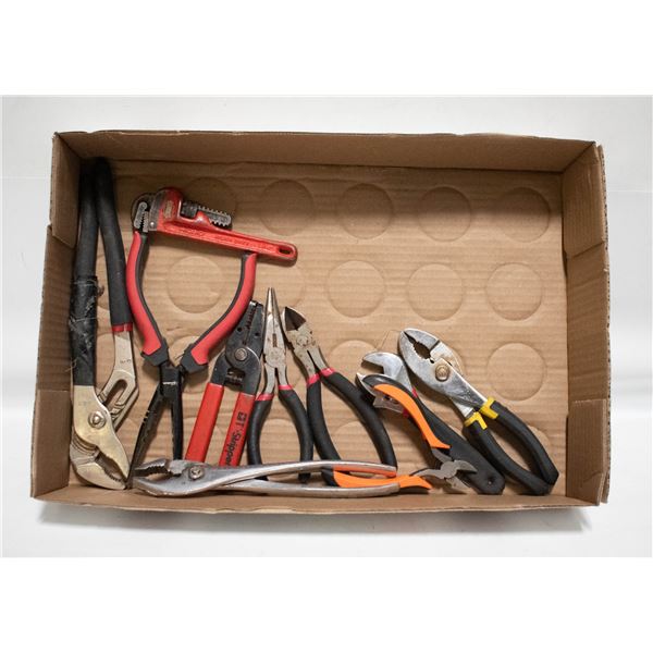 FLAT OF PLIERS AND CUTTERS