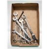 Image 1 : 21 INCH GEAR WRENCH PLUS OTHER WRENCHES