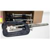 Image 1 : 7 ASSORTED HEAVY DUTY CLAMPS