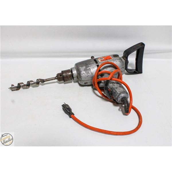 BLACK&DECKER 1/2 INCH REVERSIBLE HD DRILL