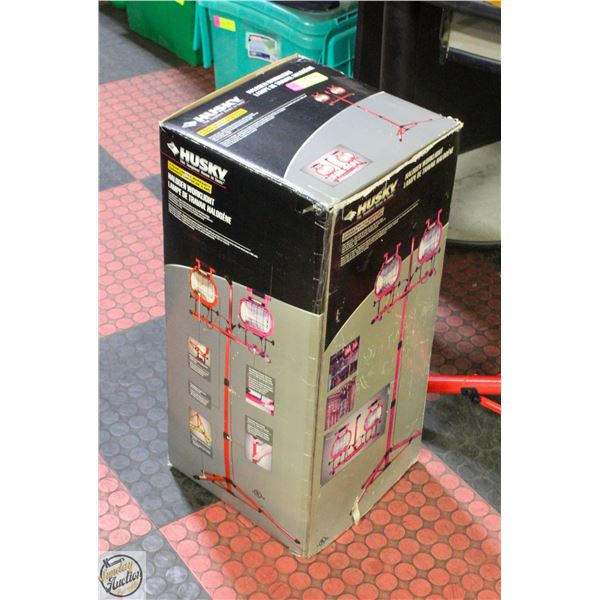 LIGHT STAND HUSKY DUAL HEAD, NEW IN BOX
