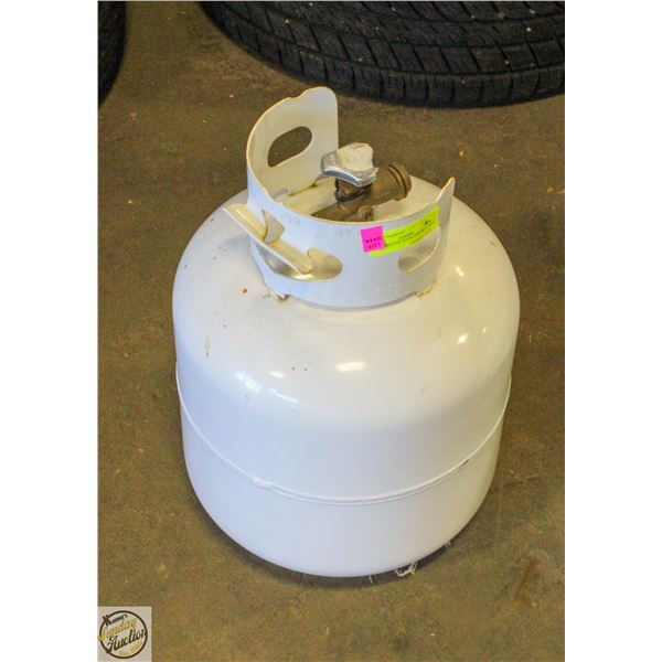 20 LB PROPANE TANK (EXPIRES 2030)