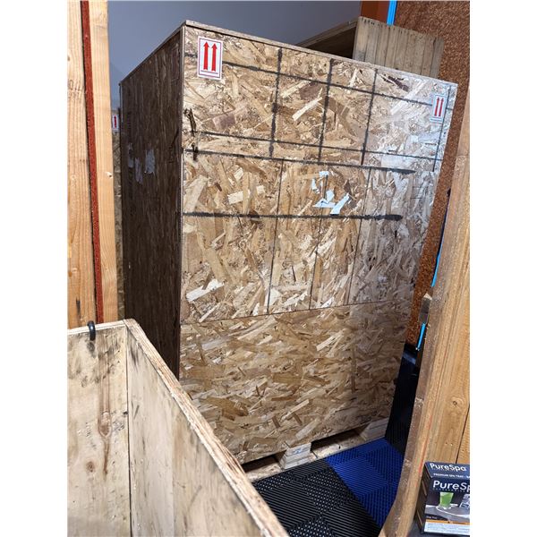 ONSITE: 46" X 60" X 72" HEAVY DUTY SHIPPING CRATE