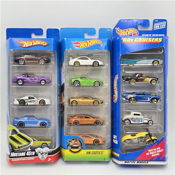 Hot Wheels 5 Car Gift Pack lot of 3