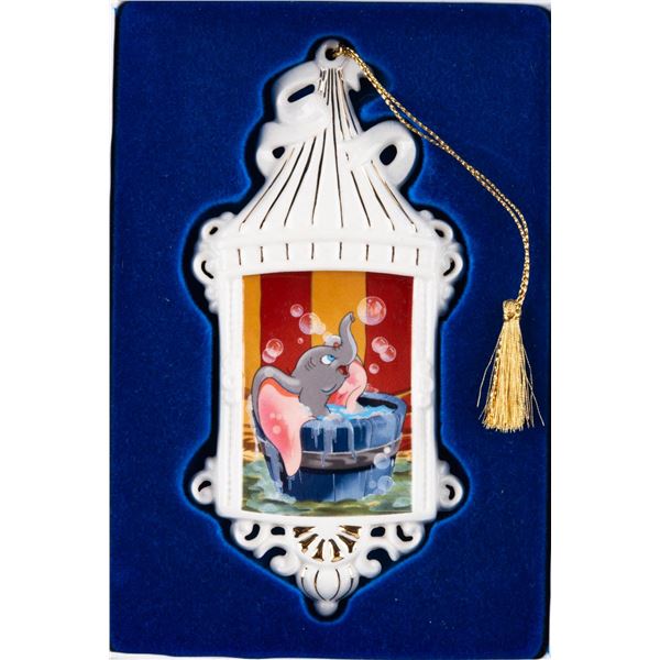 A Walt Disney Collectors Society 1995 Dumbo Ornament.