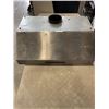 Image 1 : LARGE STAINLESS RANGE VENT