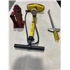 Image 2 : TORQUE WRENCH, JACK, AND BIKE PUMP