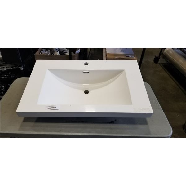 NEW 31.5" x 20" WHITE SINK