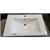 Image 2 : NEW 31.5" x 20" WHITE SINK