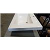 Image 4 : NEW 31.5" x 20" WHITE SINK