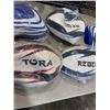Image 2 : 5 NEW RUGBY BALLS